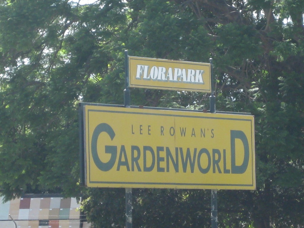 Lee Rowan's Gardenworld